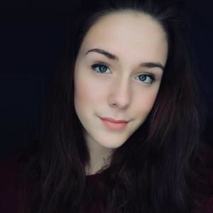 Meet your Posher, Abbey